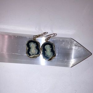 Women’s earrings